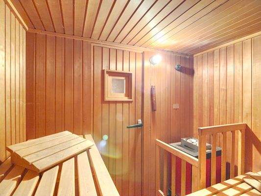 Keller Sauna
