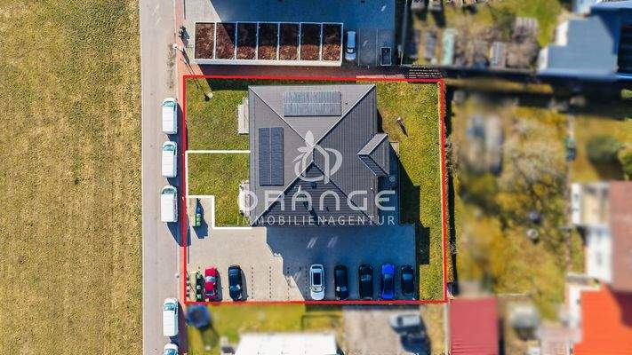 Drohne Garten - bearbeitet Wassderzeichen