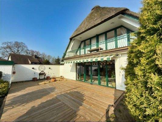 Ihre geschützte Sonnenterrasse