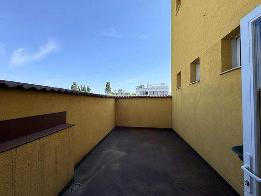 OG1 / Top 2 / Küchenterrasse