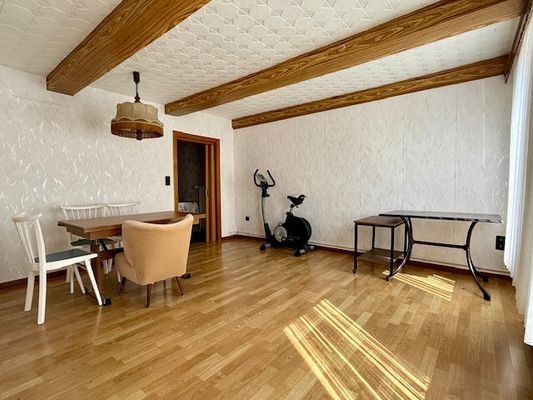 Wohnzimmer im EG