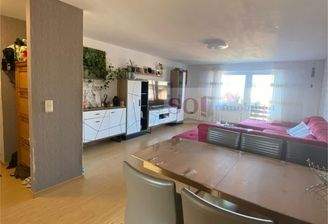 Wohnzimmer/Esszimmer