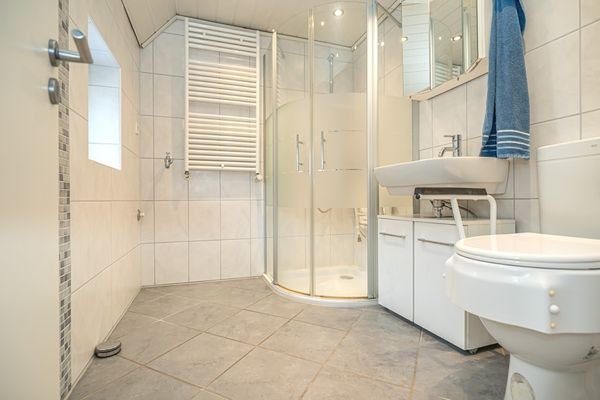 Badezimmer EG