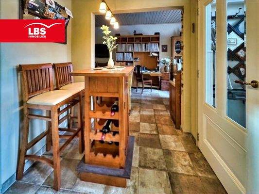 Durchgang Küche zum Wohn- und Essbereich
