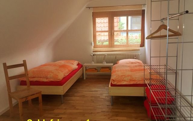 Schlafzimmer 2 Einzelbetten