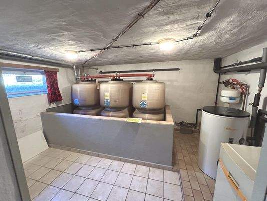 KG: Heizraum, Öllager