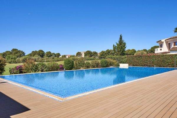 Gemeinschaftspool zum entspannen 