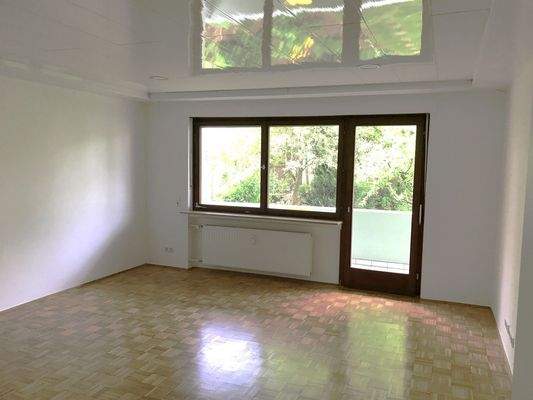 Wohnzimmer mit Zugang BK.jpg