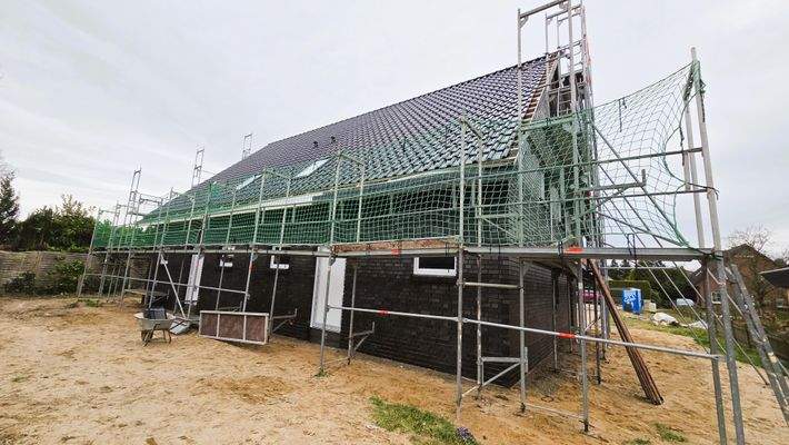 Das Gerüst fällt bald