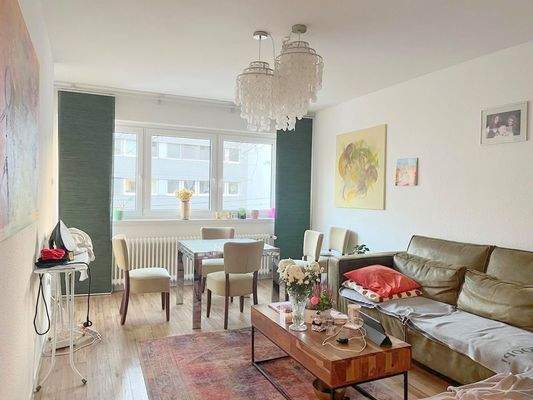 Große Wohnung Wohnzimmer