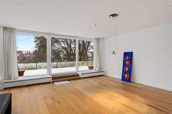 Wohnzimmer (40,63 m²) ...