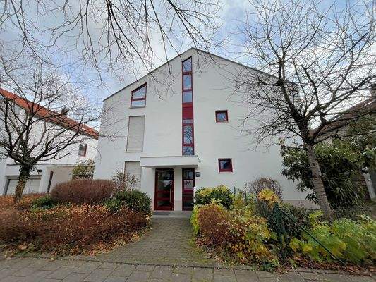 Eingangsbereich des Mehrfamilienhauses