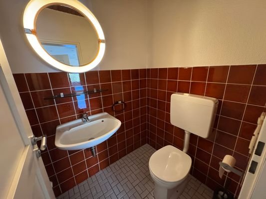 Gäste-WC Hinterhaus