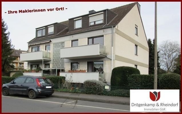 Dachgeschoss-Wohnung Bäderstraße