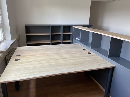 Empfangsraum, hinter dem Tresen