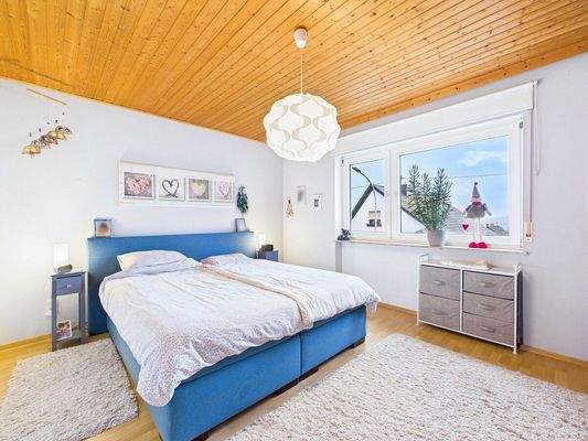 Attraktives Mehrfamilienhaus in VK-Röchlinghöhe