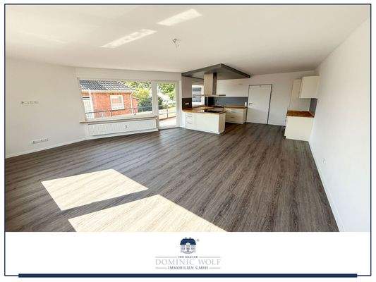 Wohn-/Esszimmer mit Küche