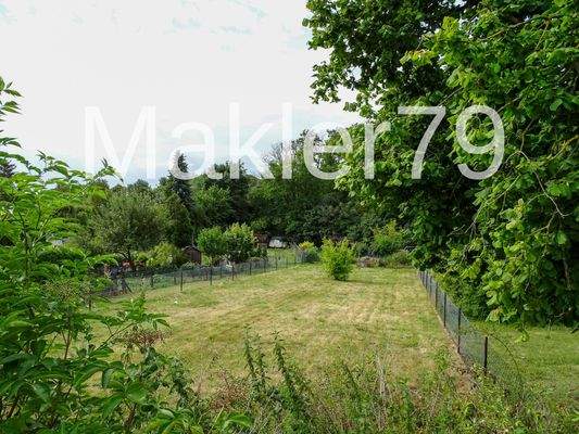 hinteres Grundstück