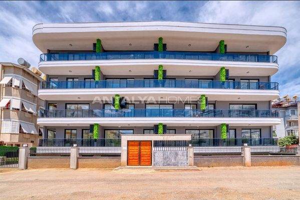 Modern Properties in a Centrally-Located Project in Alanya