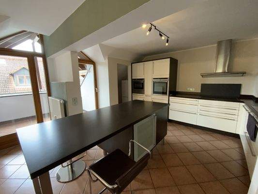 Hochwertige Einbauküche…