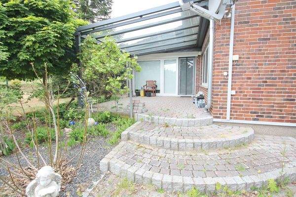 Überdachte Südterrasse Haupthaus