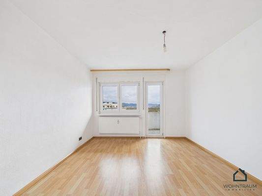 Schlafzimmer 2 mit Balkon