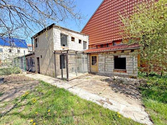 Nebengelass -  ideal zur Haltung von Hühnern oder einem Hund