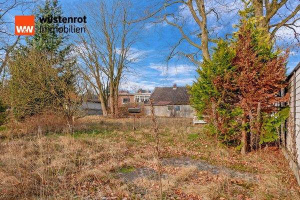 Blick aus Süd-Osten/Einfahrt