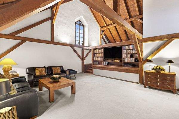 Wohnempore - TV-Lounge