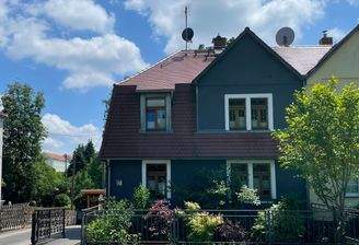 Straßenansicht