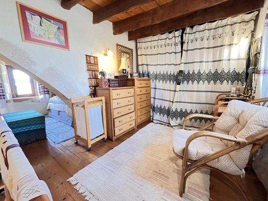 Kreta, Paleloni – Traditionelles kretisches Haus mit ikonischen Steinbögen