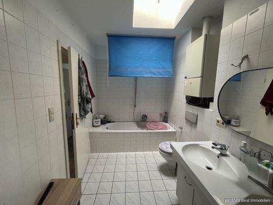 Bad (Beispiel Wohnung)