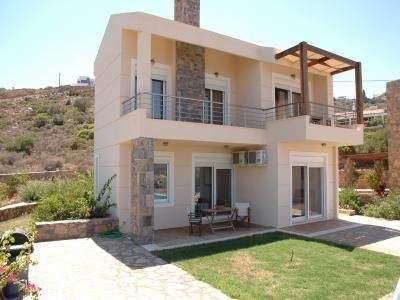 Kreta, Elounda: Luxusvilla in einer Elite-Wohngegend zu verkaufen