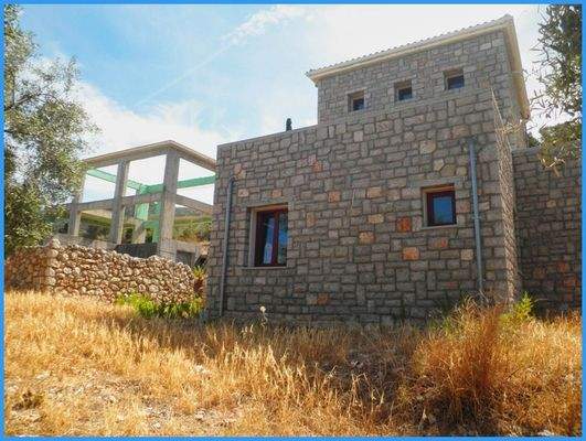 039a6a8fb89b4415bc10f3197e2cfcf4-original