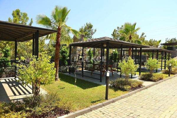 Stylish and Furnished Flat with Sea View in Alanya Avsallar