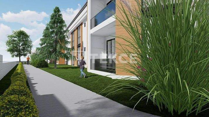 Apartments in a Complex with Sea and City Views in Çınarcık