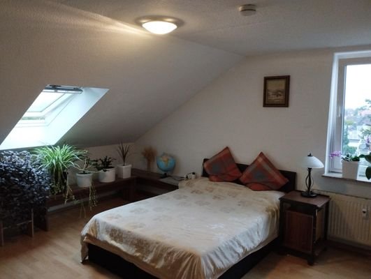 1. Schlafzimmer / Wohnzimmer