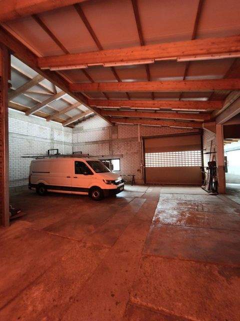 Erftstadt Halle, Erftstadt Hallenfläche