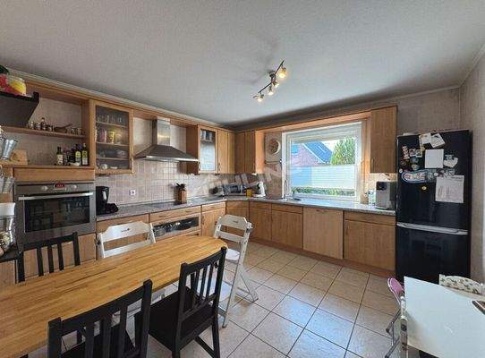 Küche mit Raum für einen Essplatz