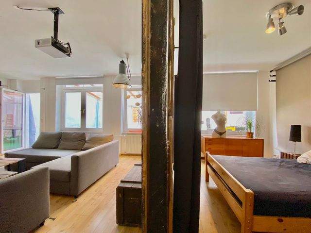Einzigartiges Industrie-Loft mit gigantischem Wintergarten – Raum für Kreativität und Leben - Photo 5