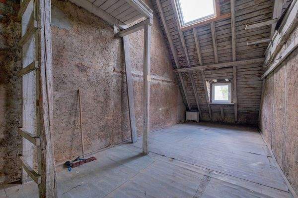 Ausbaubarer Spitzboden