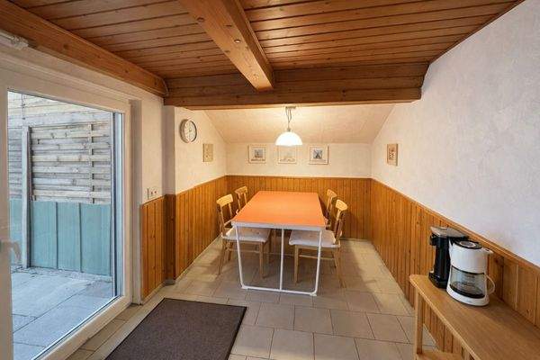 a7dee821-e657-4916-9bae-aedcf7b3a323