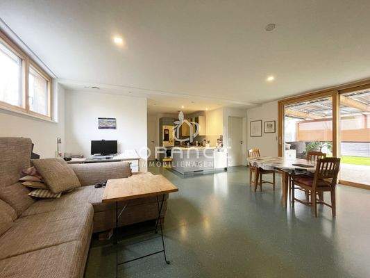 ...mit Zugang zum Freisitz