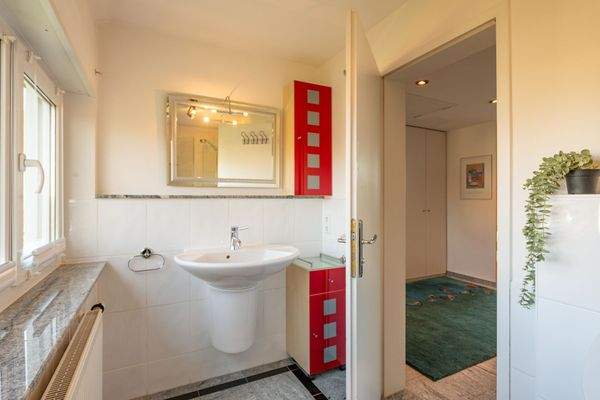 2. Tageslichtbad im OG