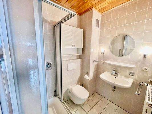 Badezimmer EG