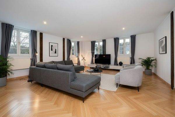 Wohnzimmer KI modifiziert