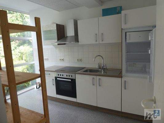 Küche mit Einbauküche