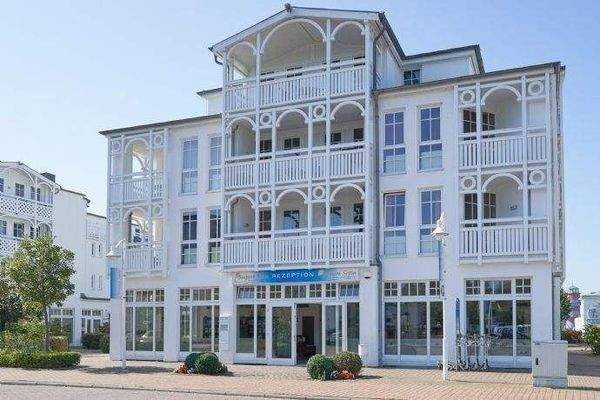 Rezeption Seepark Sellin Ferienwohnungen AG