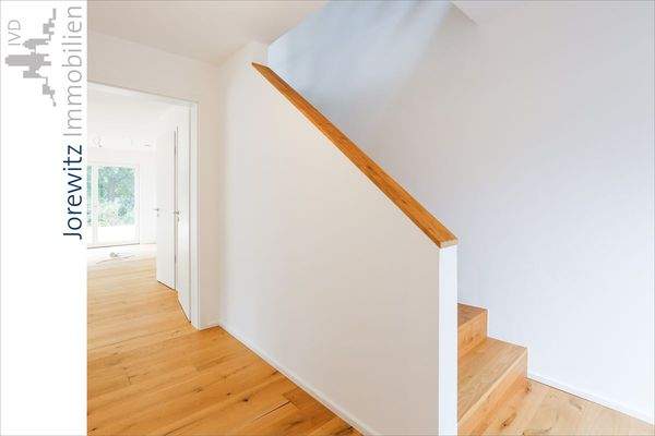 021 - Eingangsbereich