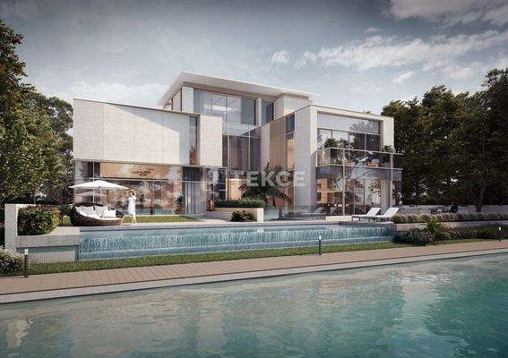 Detached Villas with Private Pools in the Central Location in Dubai